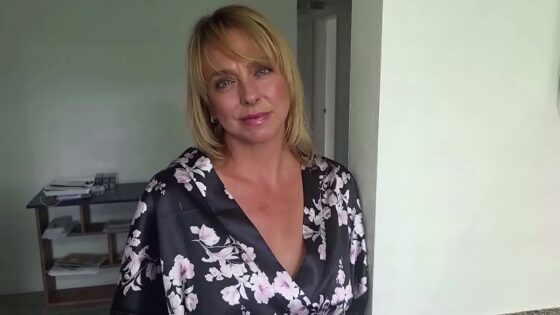 Fucking Best Friend’s Hot Mom While He’s Not Home – Brianna Beach – Jodie Johnson