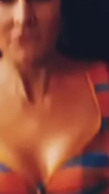 Katrina Kaif navel vertical fap