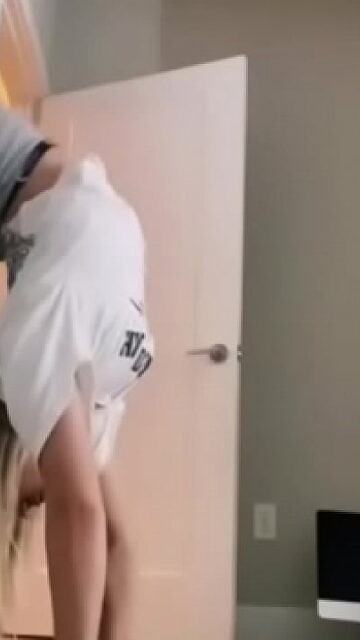 Long Legs Seducement