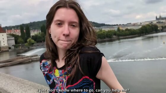 Meeting on the streets with Polish student ends with huge cumshot on her petite body