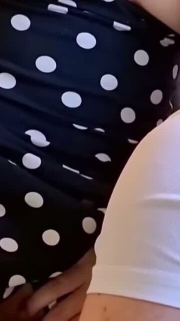 Sucking the hottest neighbor’s perfect tits (vertical version) – Myst Duo