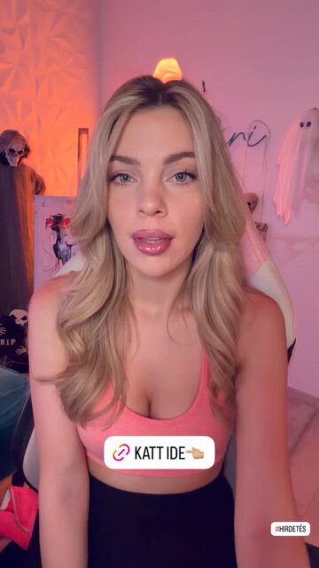 Big Tits Bouncing Tits Curvy Hottie Natural Tits Sexy Teasing Thick Tits