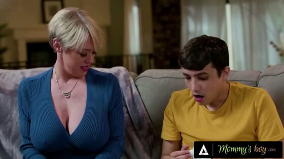 MOMMYS BOY – Dee Williams Flashes Under Her Skirt And Finishes With Cum On Tits